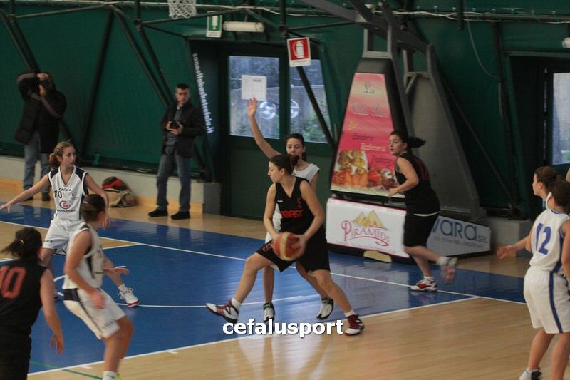 120218 basket 326_tn.jpg
